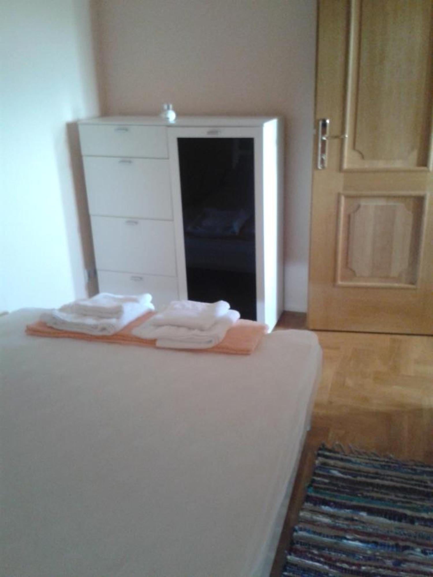 Apartmani Svalina - Seaview And 130M From Beach Trogir Luaran gambar