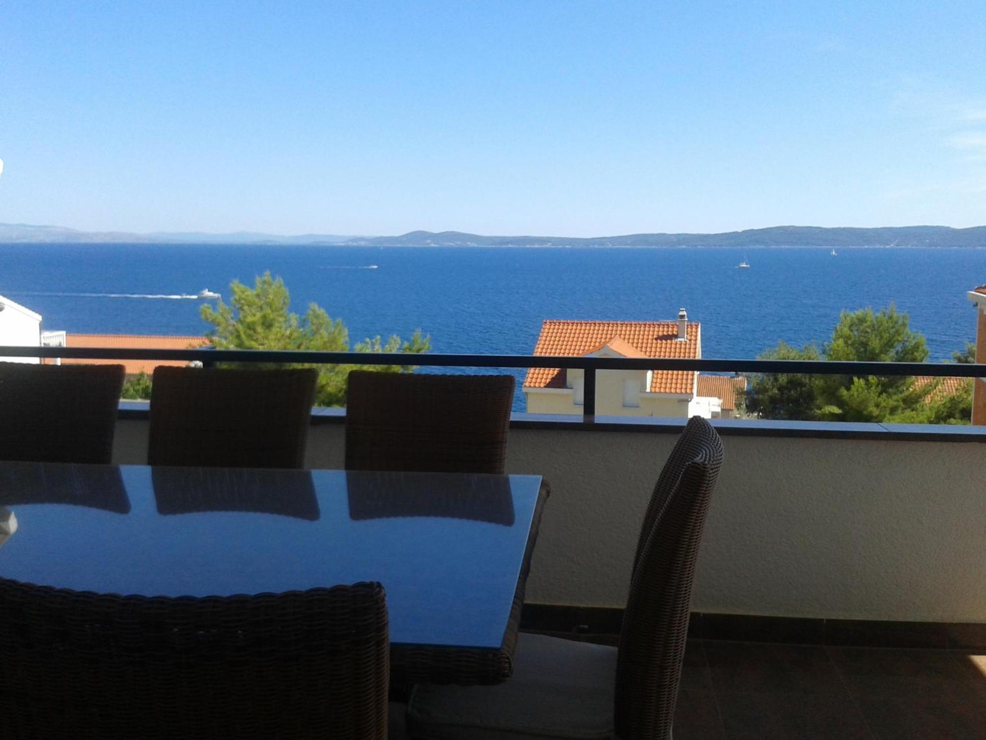 Apartmani Svalina - Seaview And 130M From Beach Trogir Luaran gambar