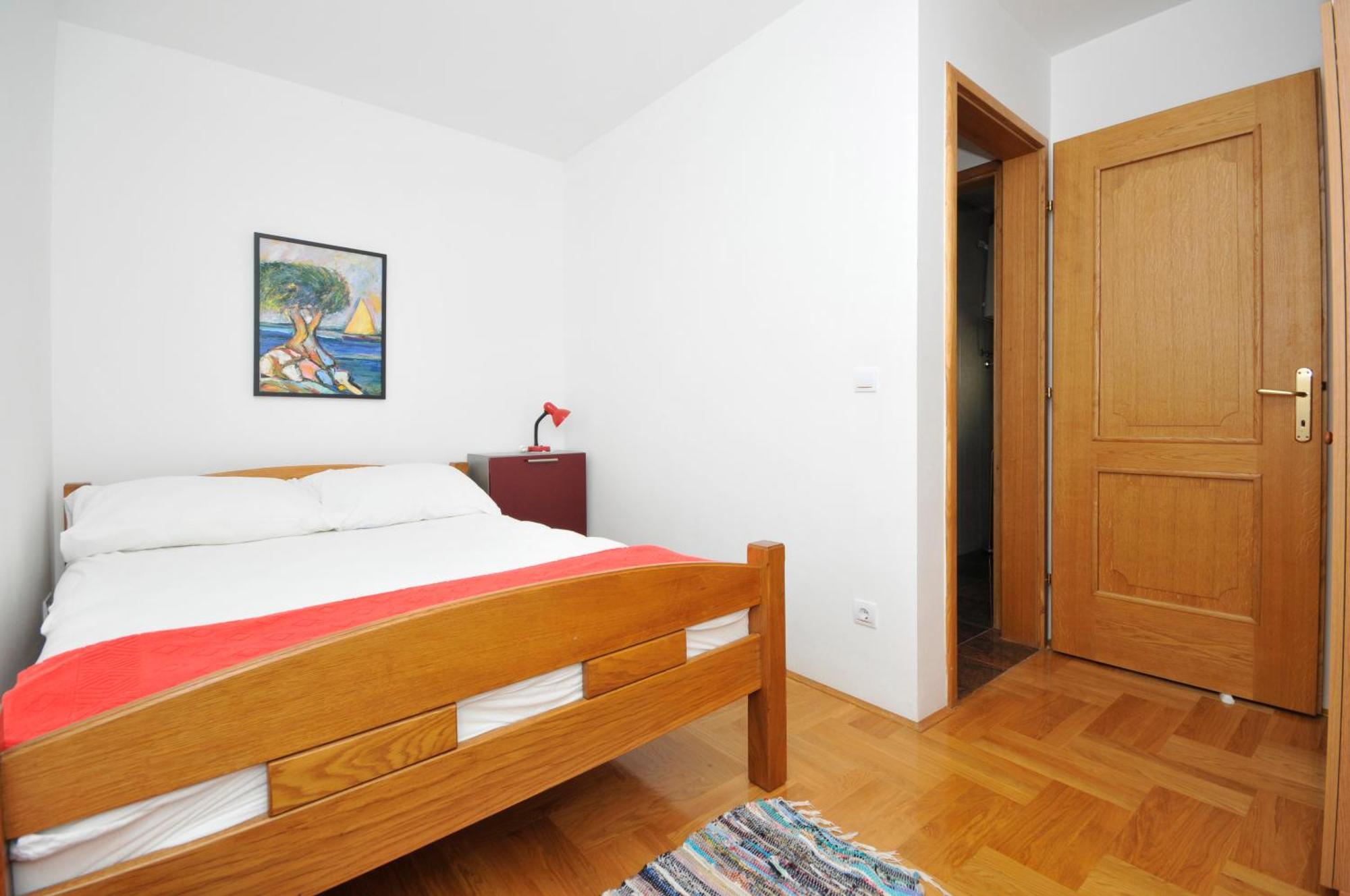 Apartmani Svalina - Seaview And 130M From Beach Trogir Luaran gambar