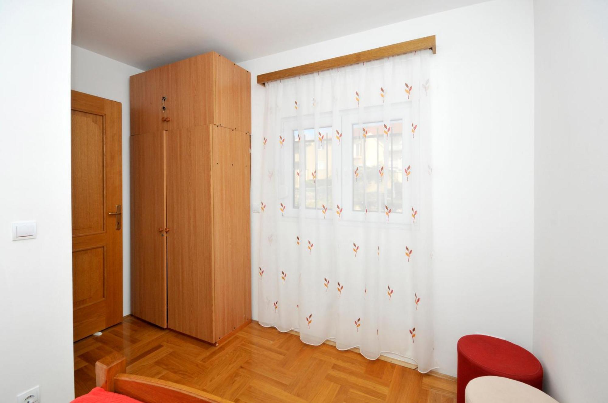 Apartmani Svalina - Seaview And 130M From Beach Trogir Luaran gambar