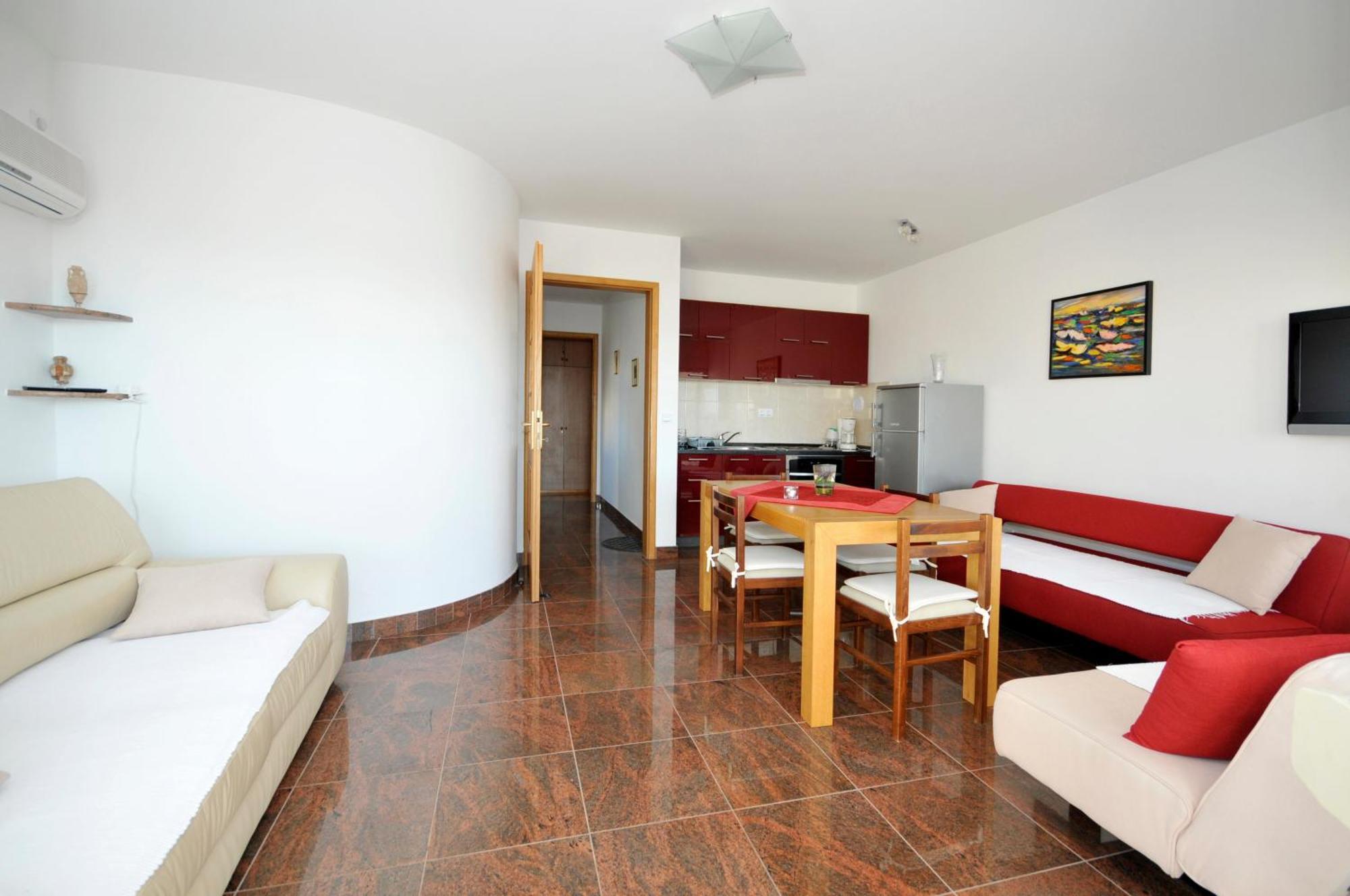 Apartmani Svalina - Seaview And 130M From Beach Trogir Luaran gambar