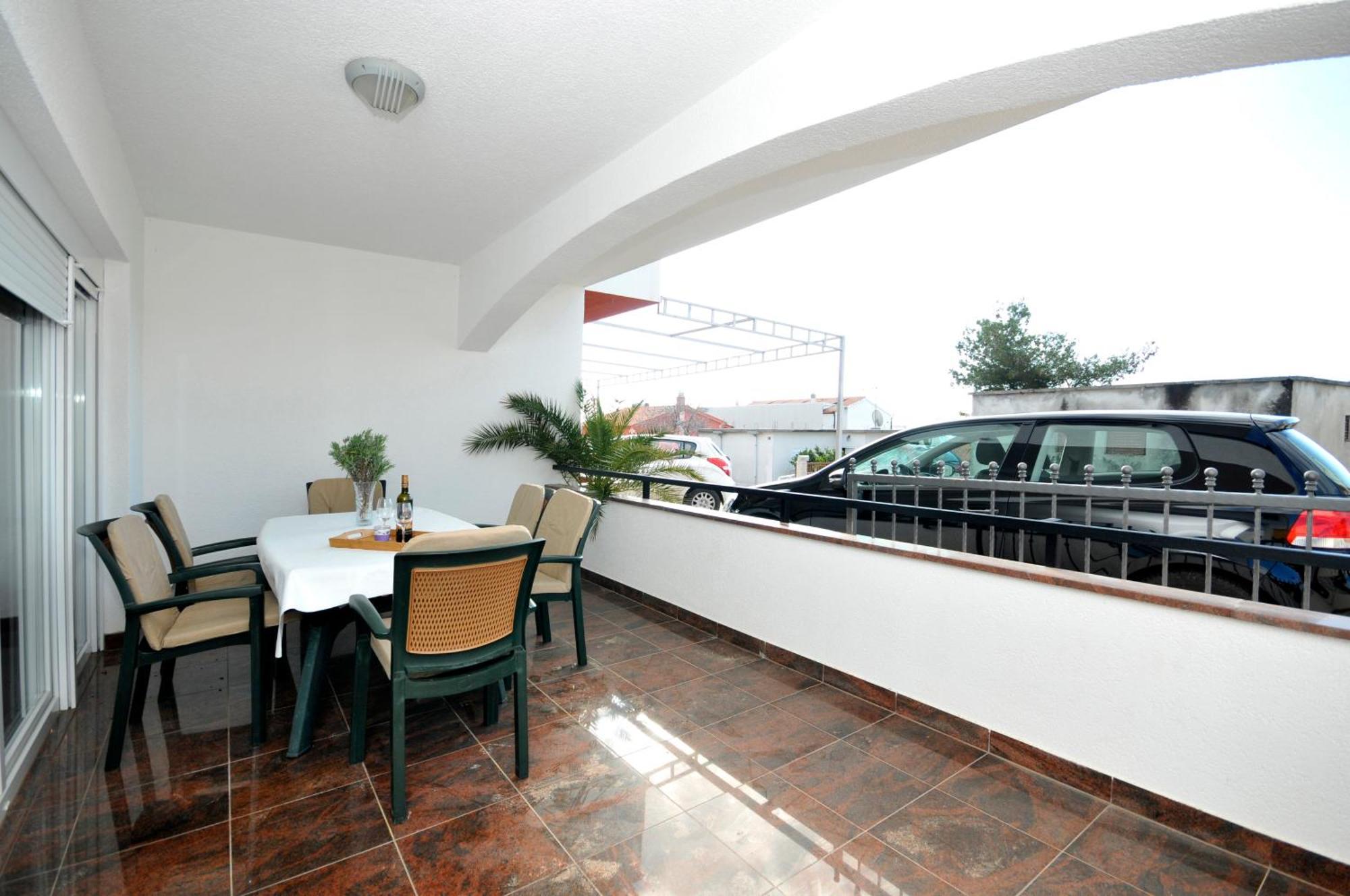 Apartmani Svalina - Seaview And 130M From Beach Trogir Luaran gambar