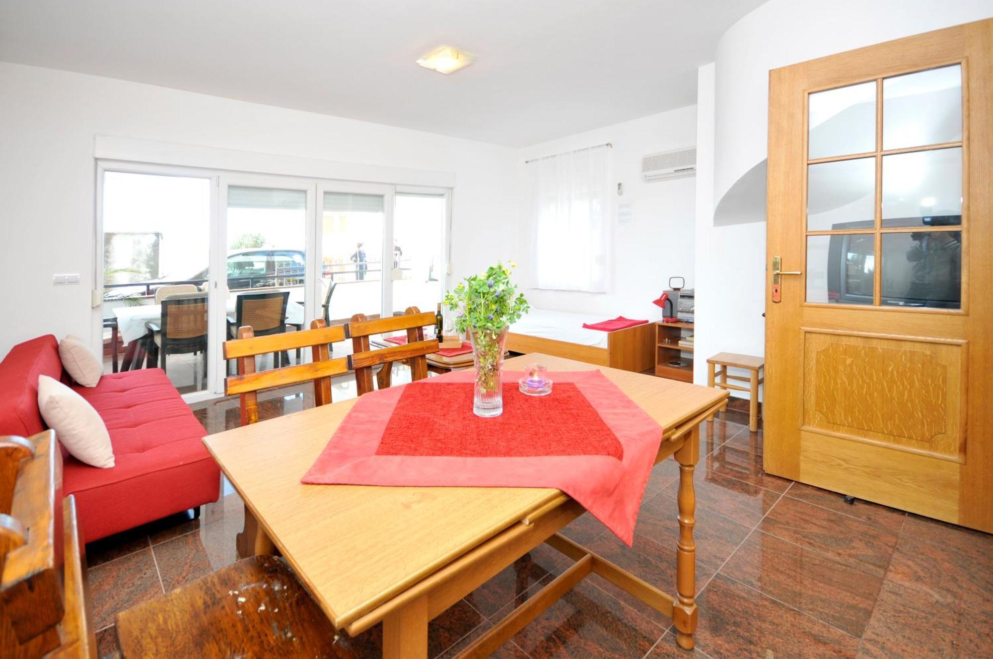 Apartmani Svalina - Seaview And 130M From Beach Trogir Luaran gambar