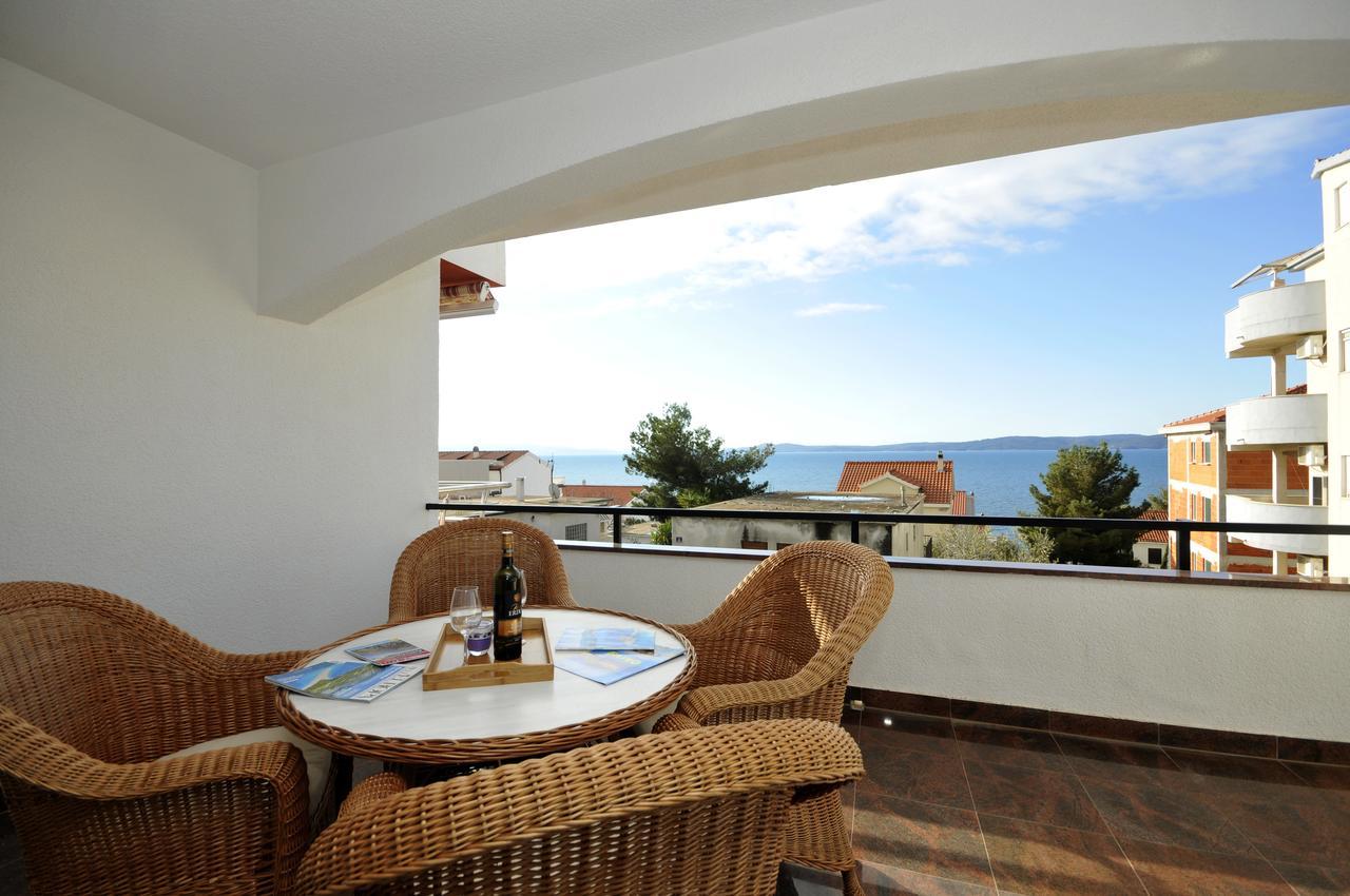 Apartmani Svalina - Seaview And 130M From Beach Trogir Luaran gambar